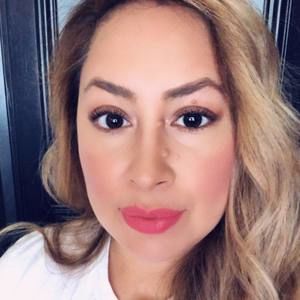 Meet your Posher, Amelia